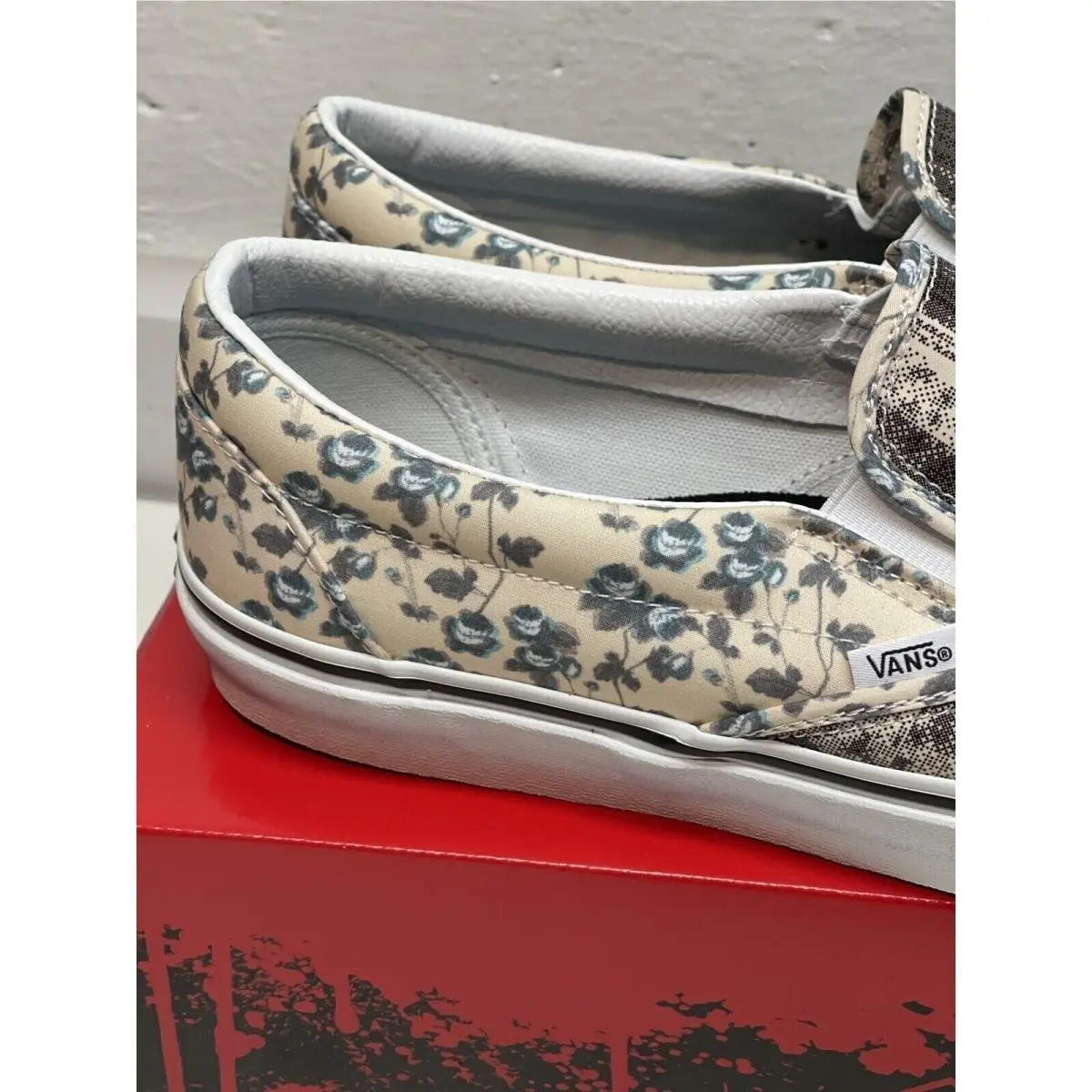 Vans shoes - Vans House of Terror - House Terror - White 9