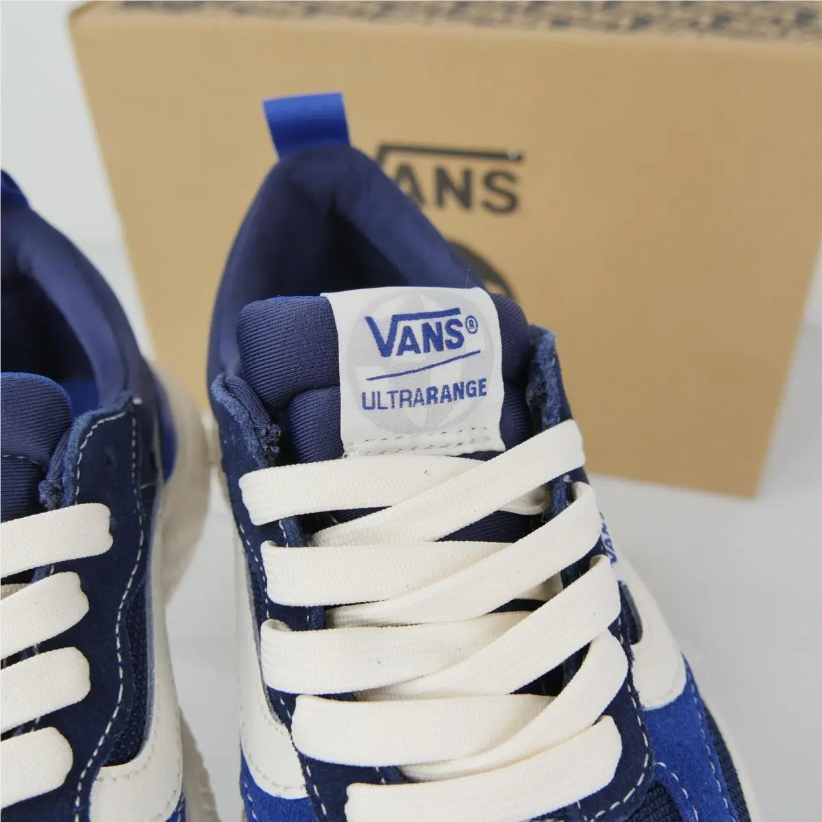 Vans shoes - Vans MTE Ultrarange Neo VR3 - VN000CWENE7 - Blue 5
