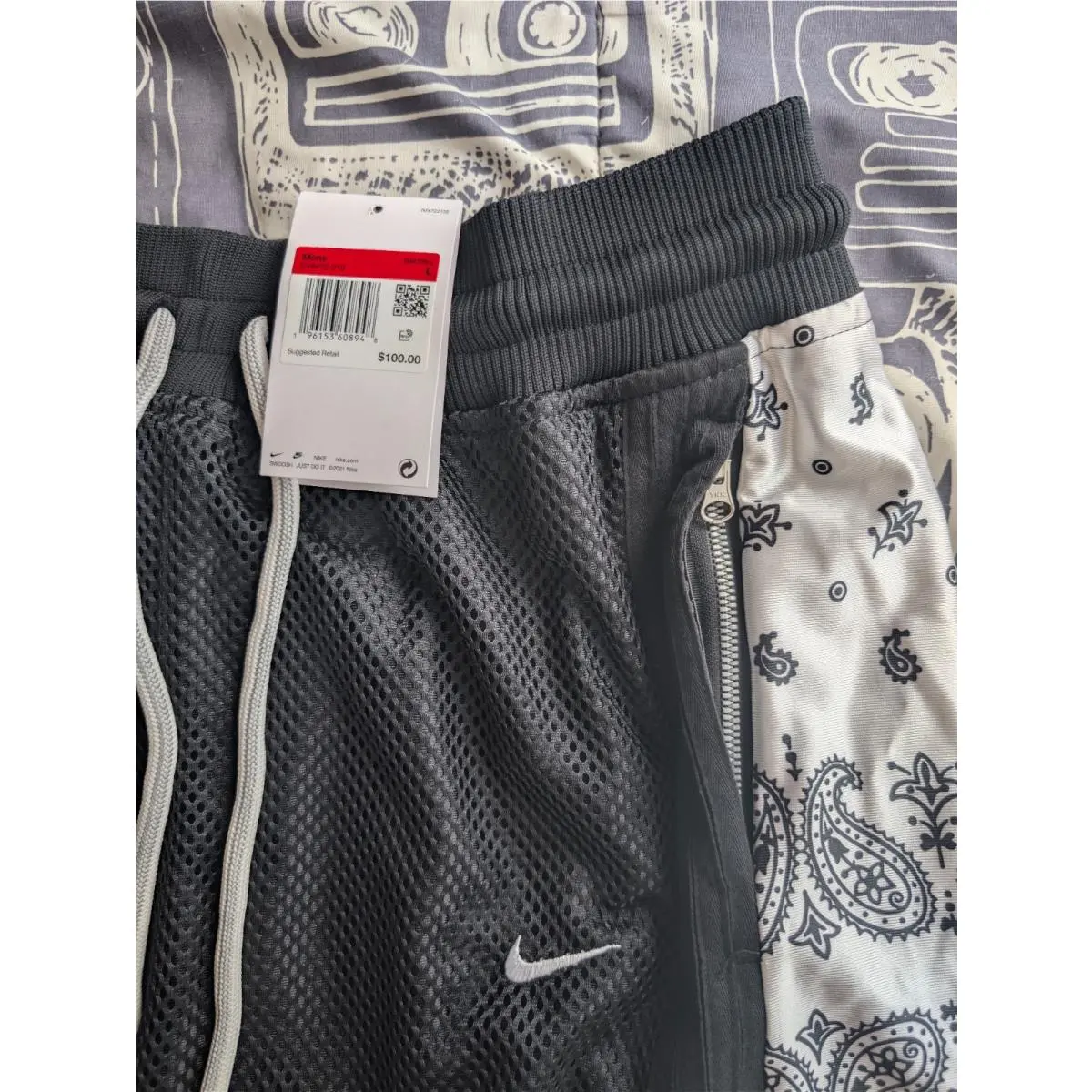 Nike clothing - DV9472-010 - DV9472-010 - Black (UPC: 196153609006) 0