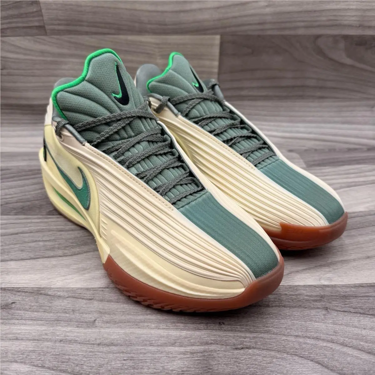 Nike shoes - Nike Air Zoom G.T. Cut 3 - IH2371-700 - Beige 1