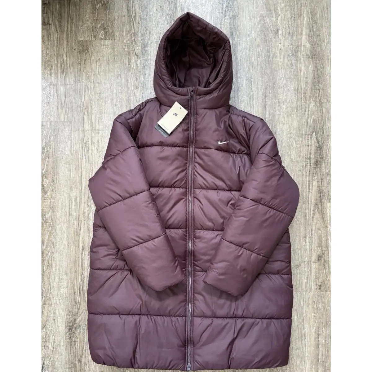 Nike clothing - Red (UPC: 0198727212094) 2
