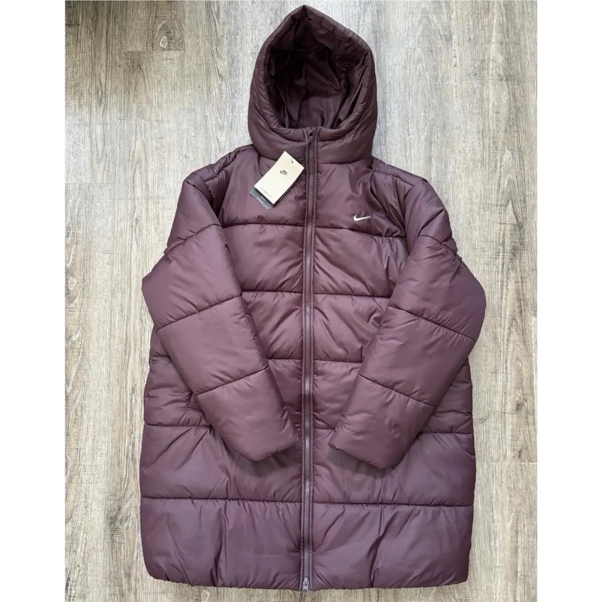 Nike clothing - Red (UPC: 0198727212094) 4
