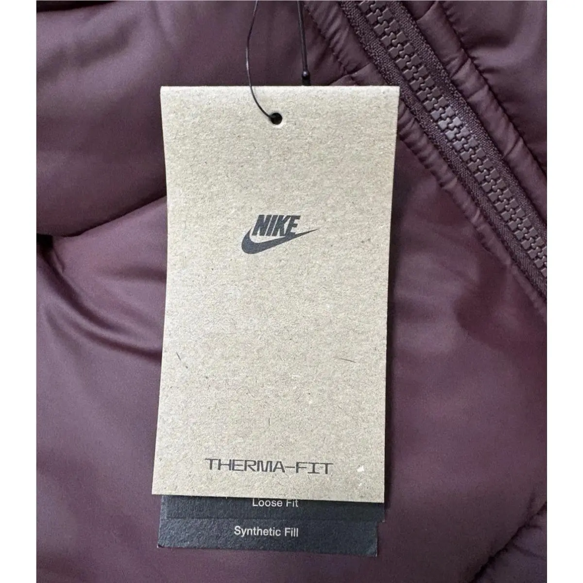 Nike clothing - Red (UPC: 0198727212094) 3
