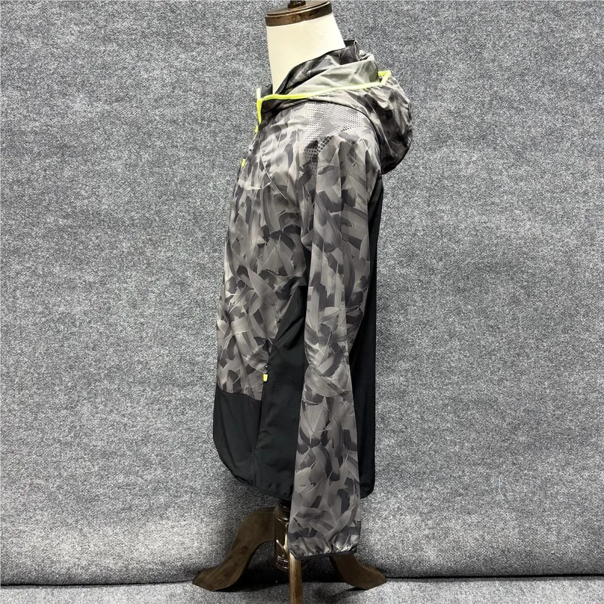 Nike clothing - Gray 2