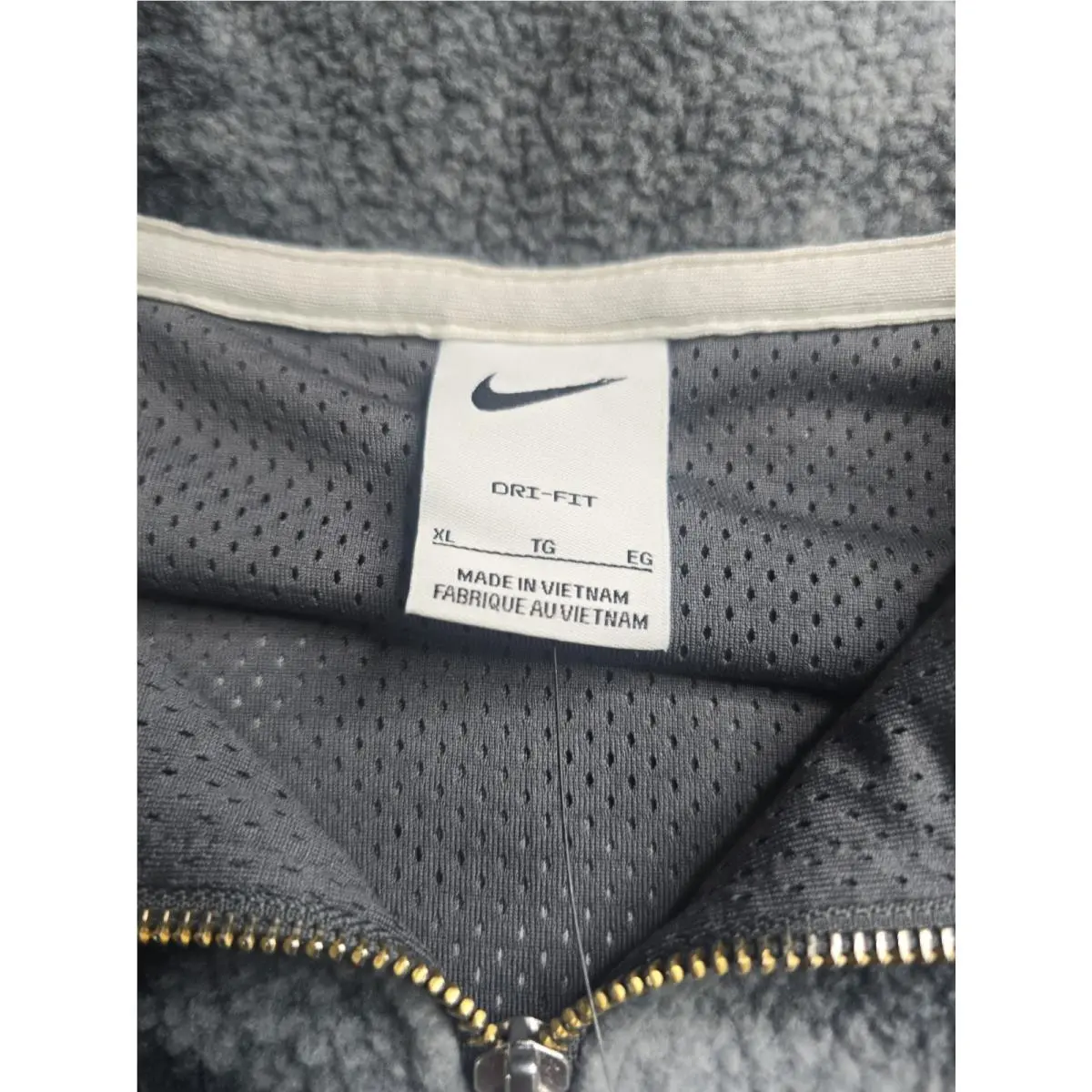 Nike clothing - HV3541-068 - HV3541-068 - Gray 3