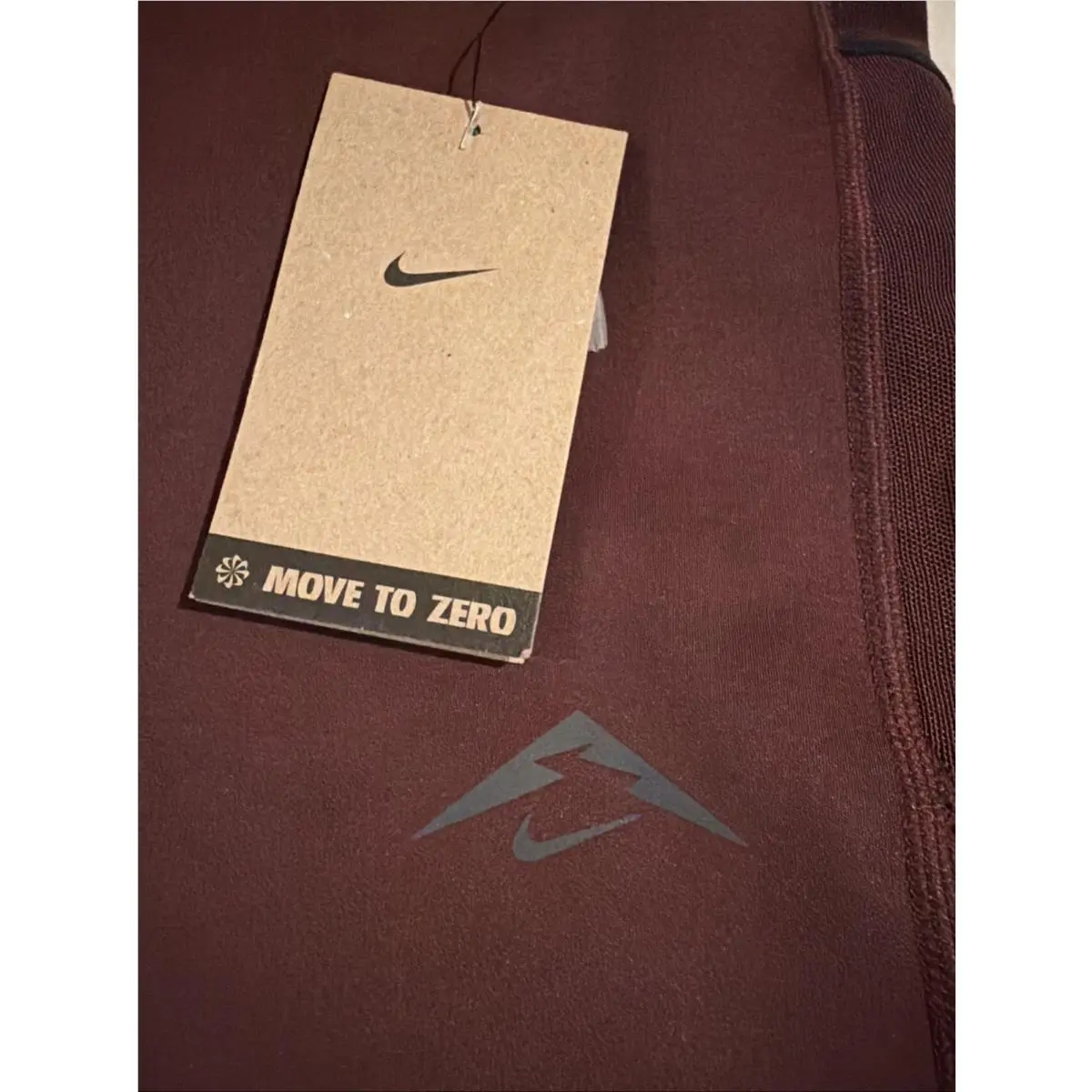 Nike clothing - Maroon 0