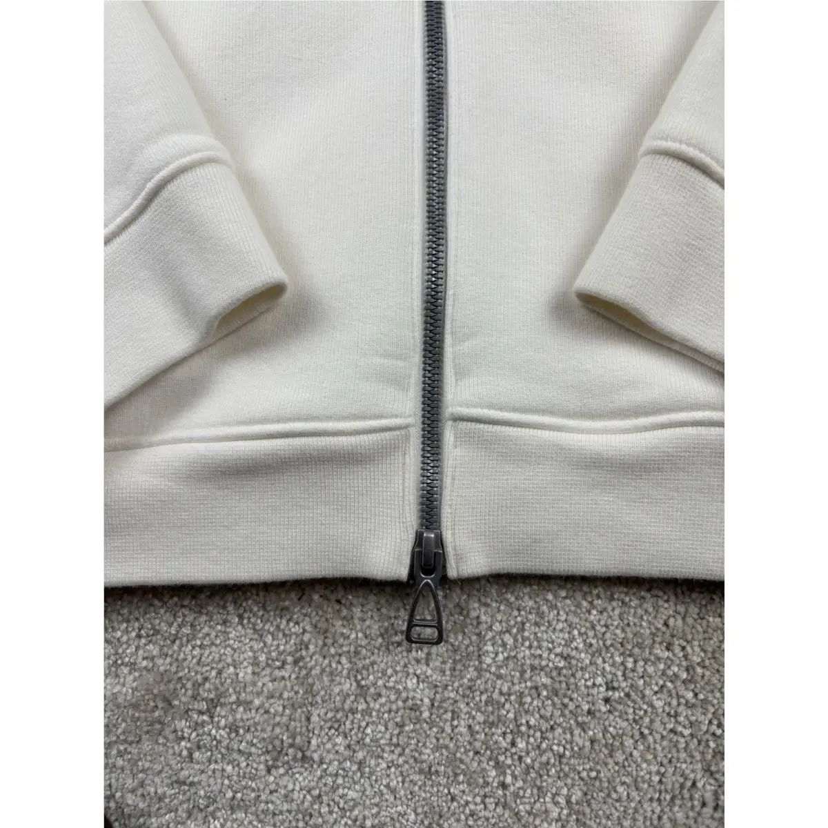 Nike clothing - Cream White 1