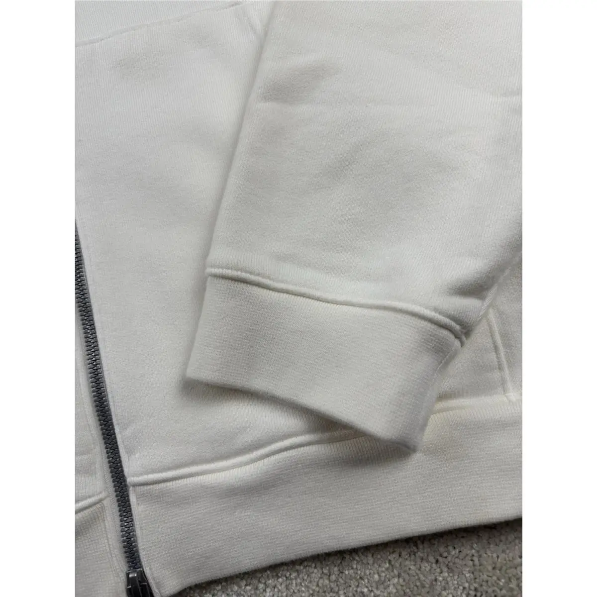 Nike clothing - Cream White 3