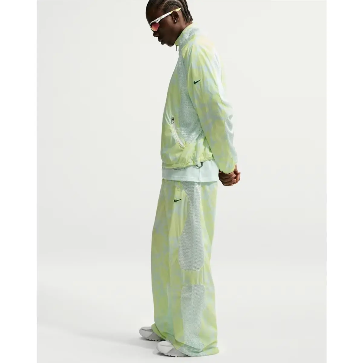 Nike clothing - Green (UPC: 198728968709) 8