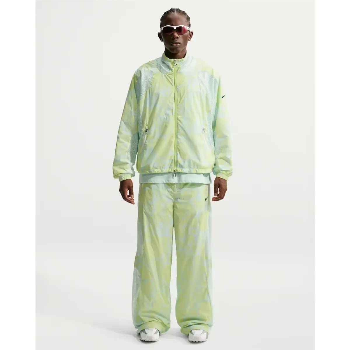 Nike clothing - Green (UPC: 198728968709) 7