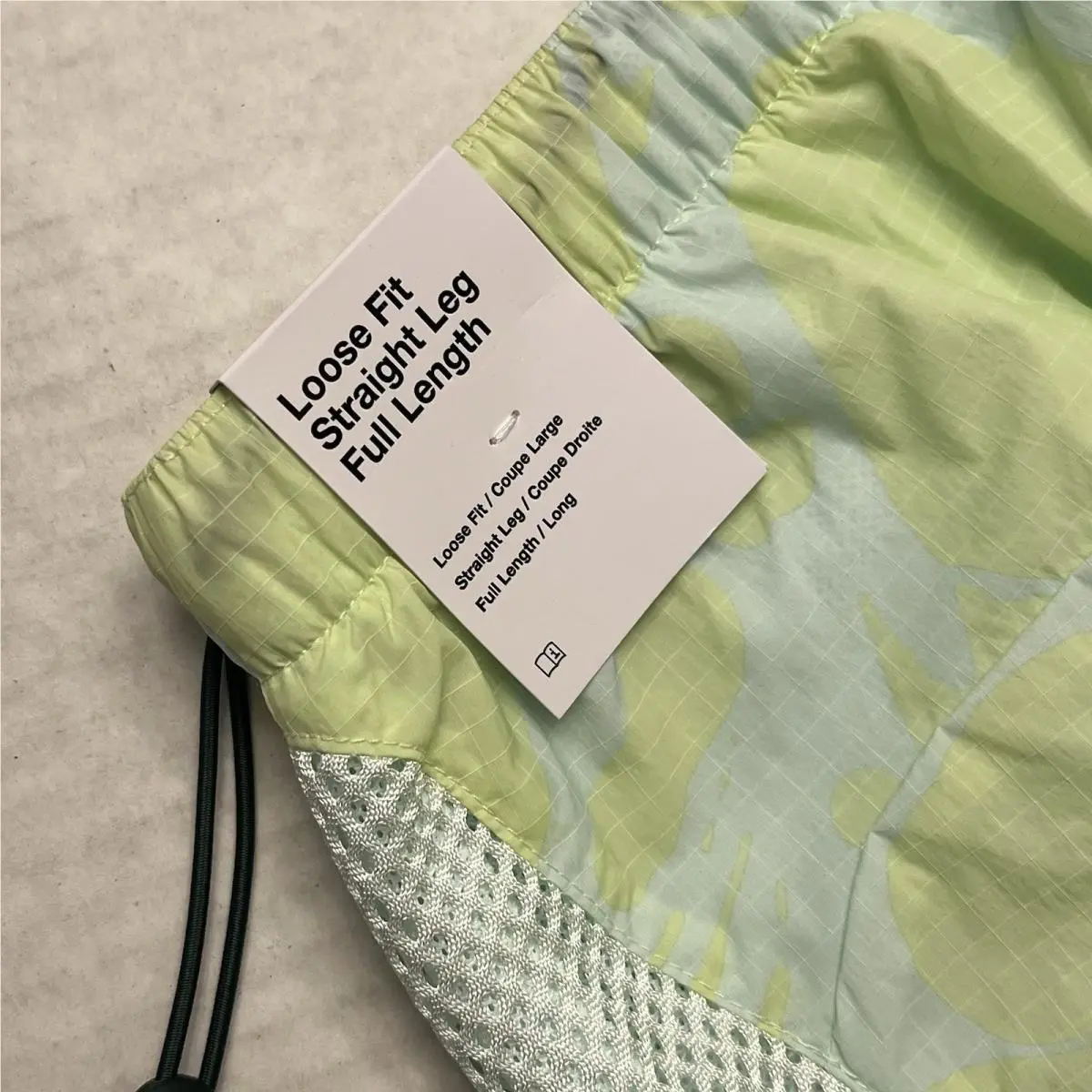 Nike clothing - Green (UPC: 198728968709) 2