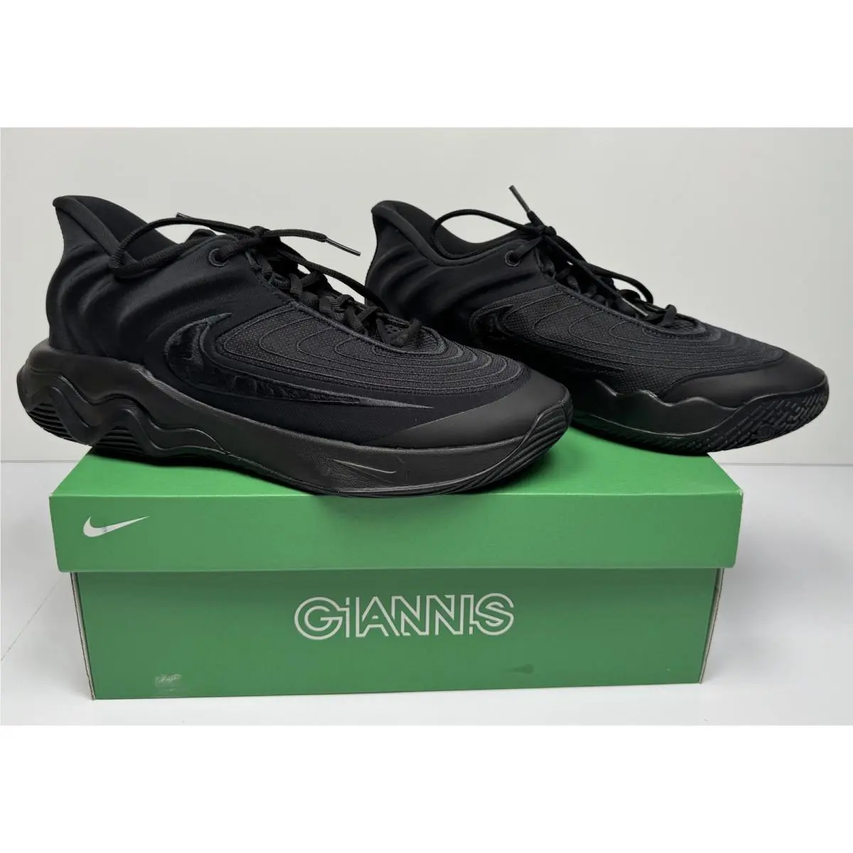 Nike shoes - Black 0