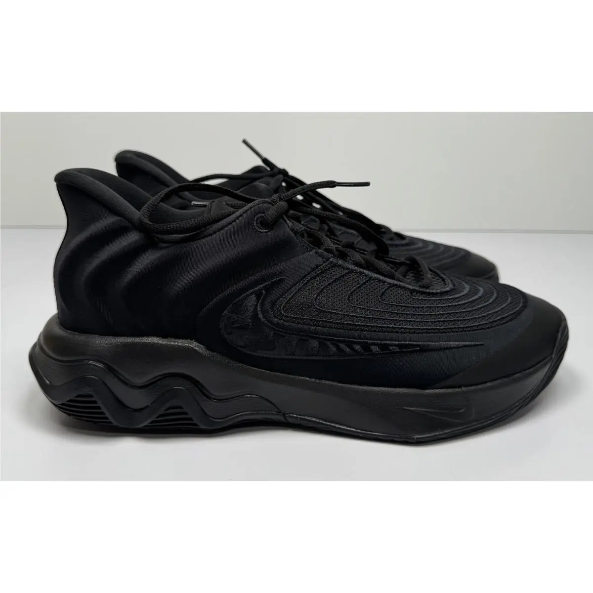 Nike shoes - Black 2