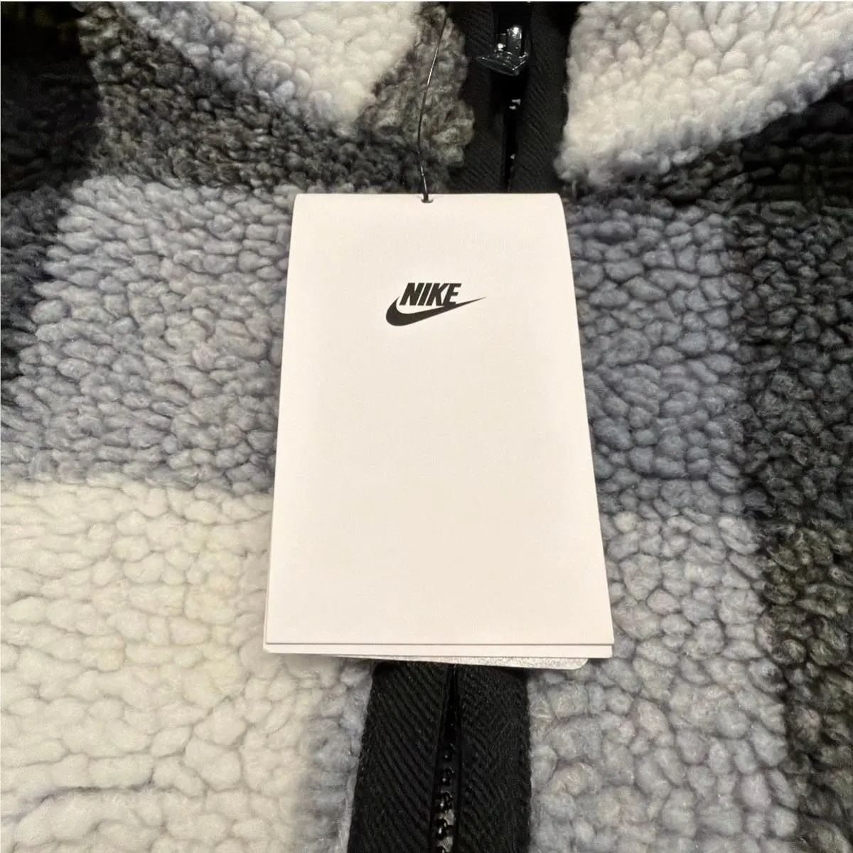Nike clothing - Tan 1