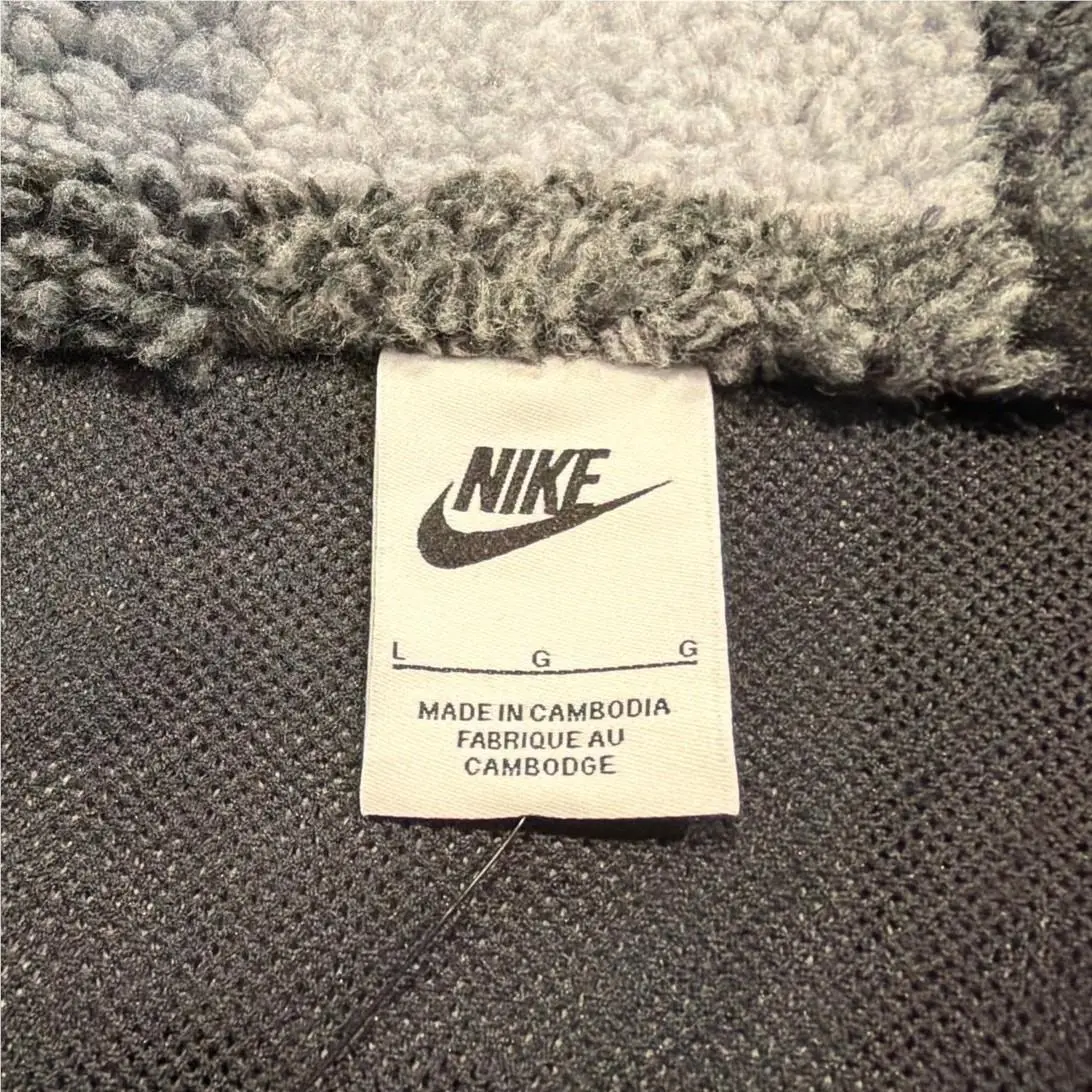 Nike clothing - Tan 4