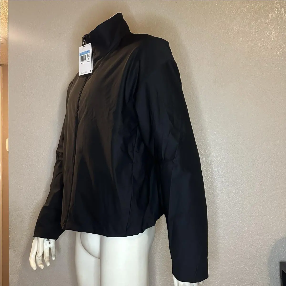 Nike clothing - Nike 24.7 - Black (UPC: 198488284552) 0