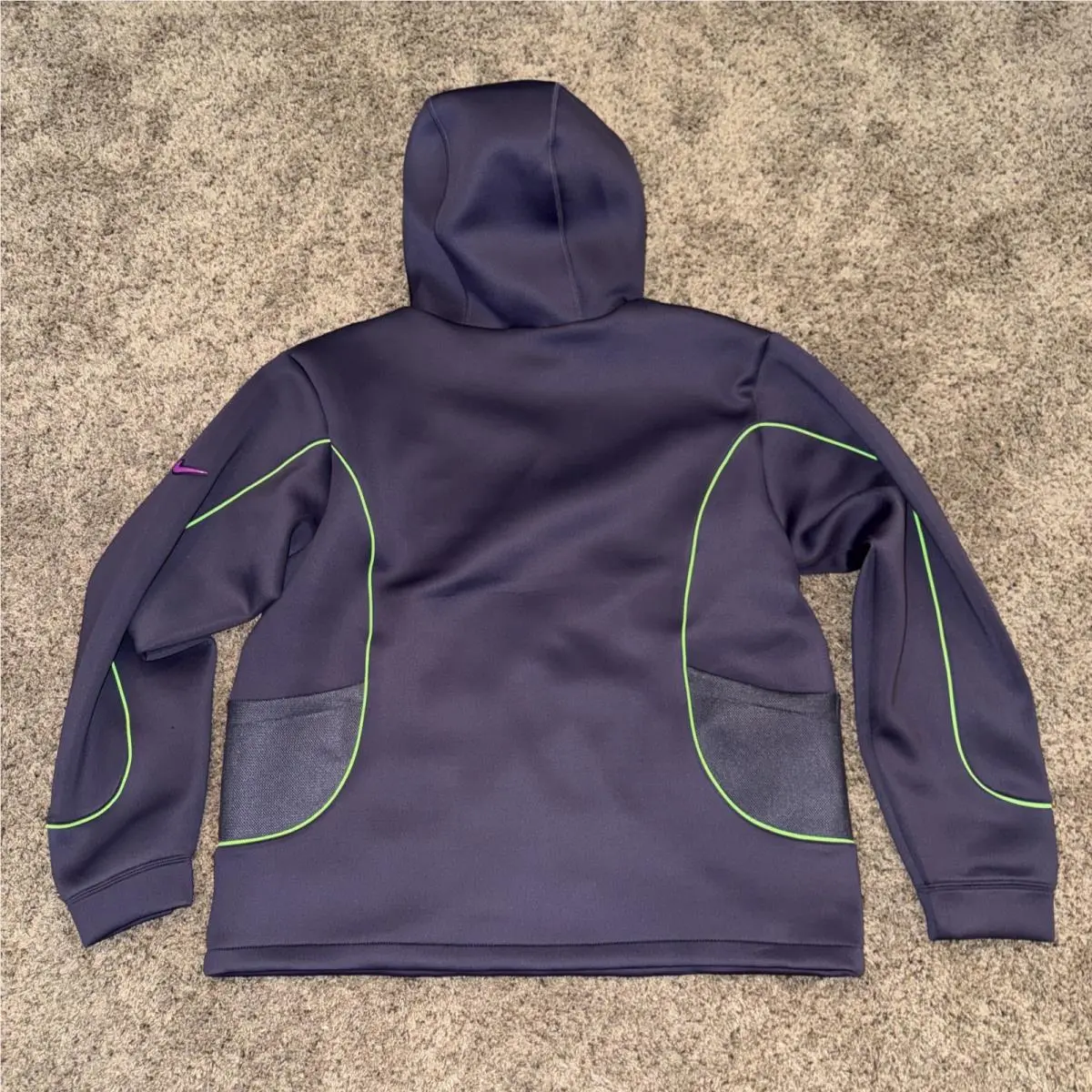 Nike clothing - Purple (UPC: 198727265137) 14