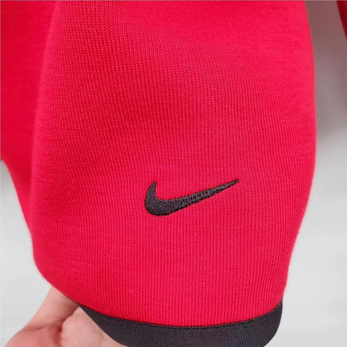 Nike clothing - Red 1