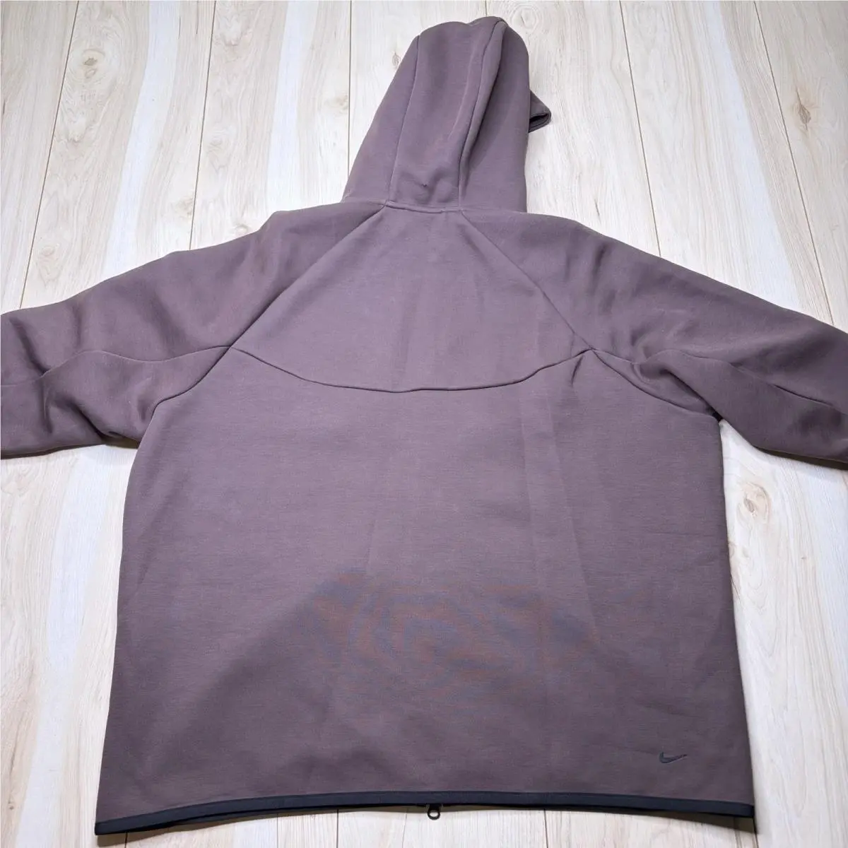 Nike clothing - Brown 8