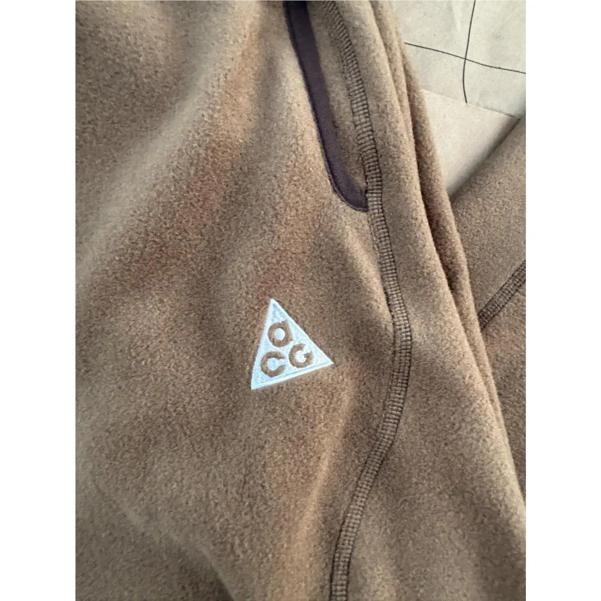 Nike clothing - Nike ACG Wolf Tree - ACG Wolf Tree - Brown 2