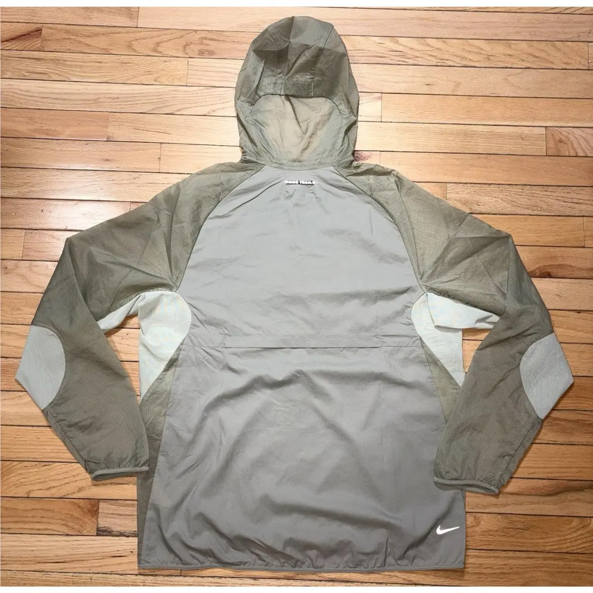 Nike clothing - Nike Trail - Trail - FN4002-276 - Olive (UPC: 0197594165762) 16