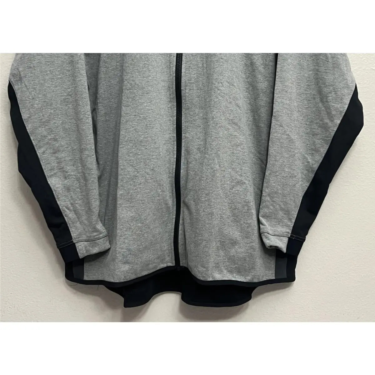 Nike clothing - FQ5378-032 - FQ5378-032 - Black Heather (UPC: 197598903346) 1