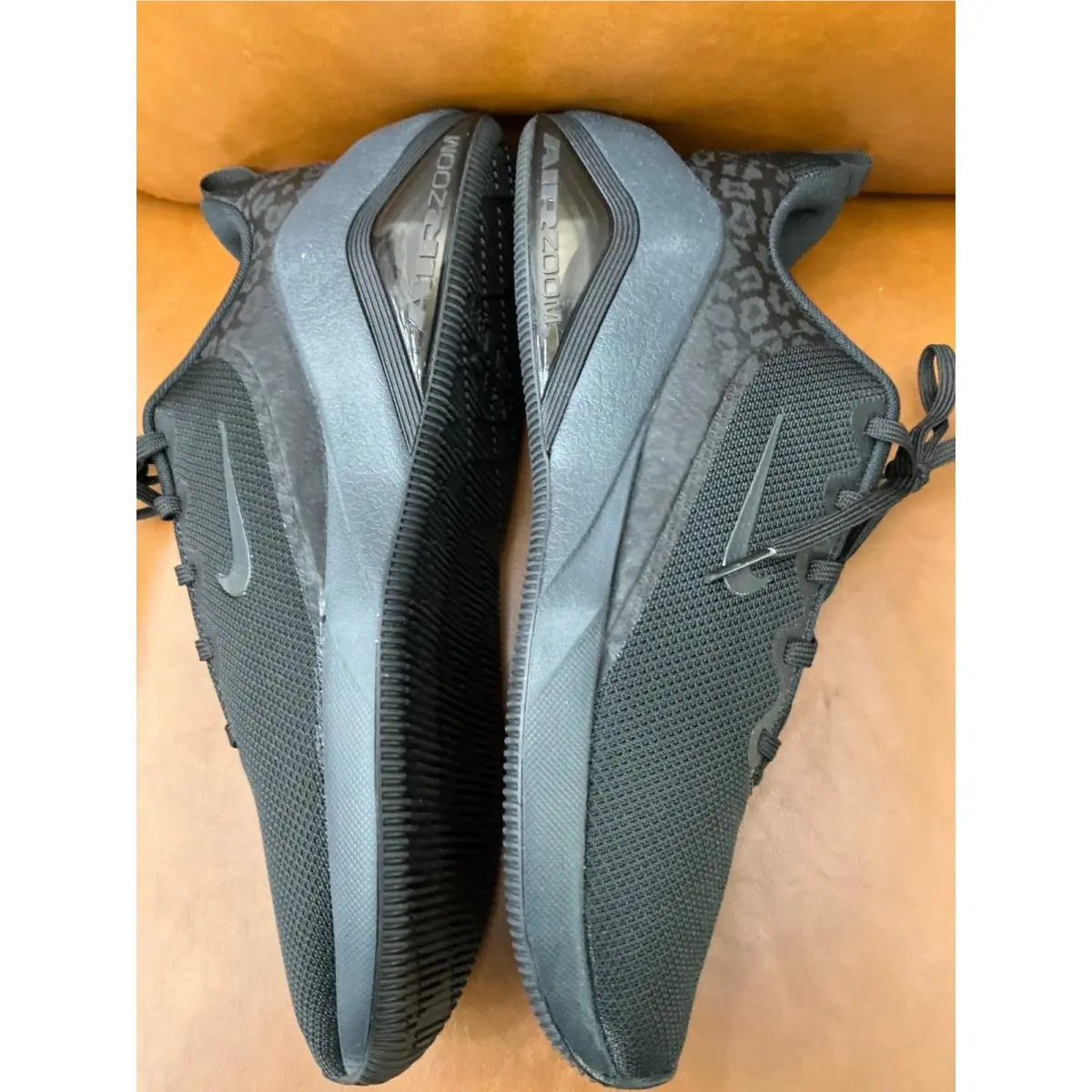 Nike shoes - Nike Air Zoom Bella 7 - Black 2