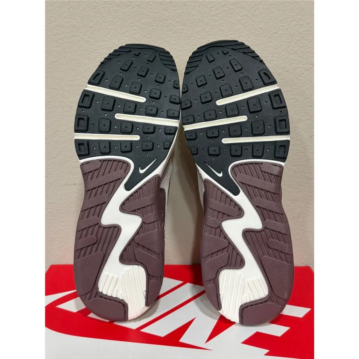 Nike shoes - Beige 2