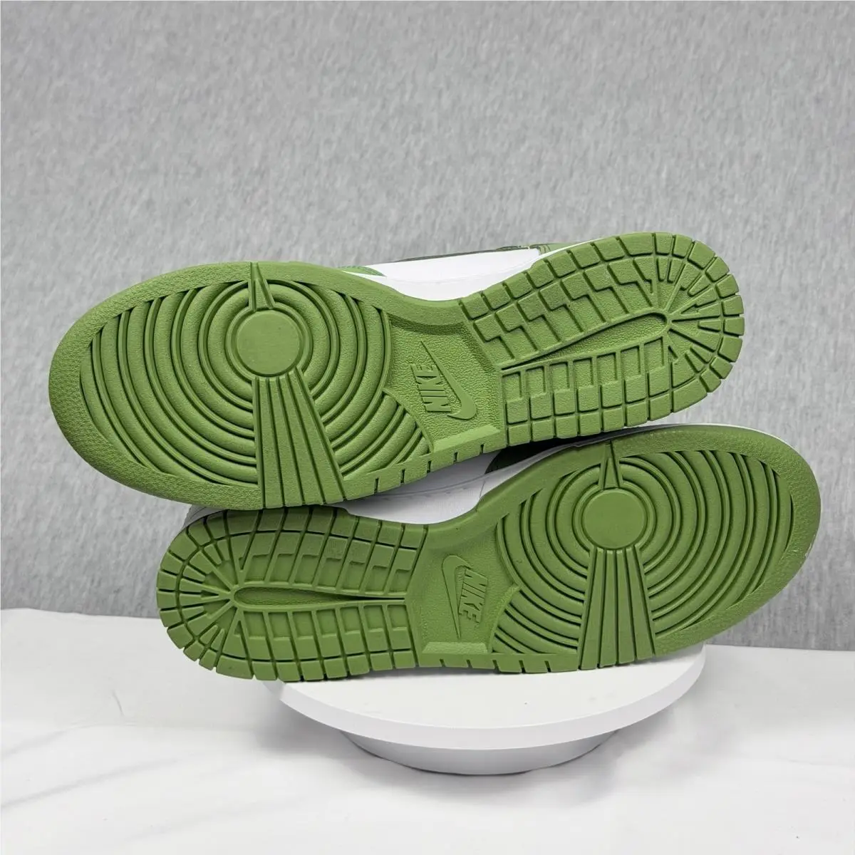 Nike shoes - Nike Dunk High - Dunk High - Green 5