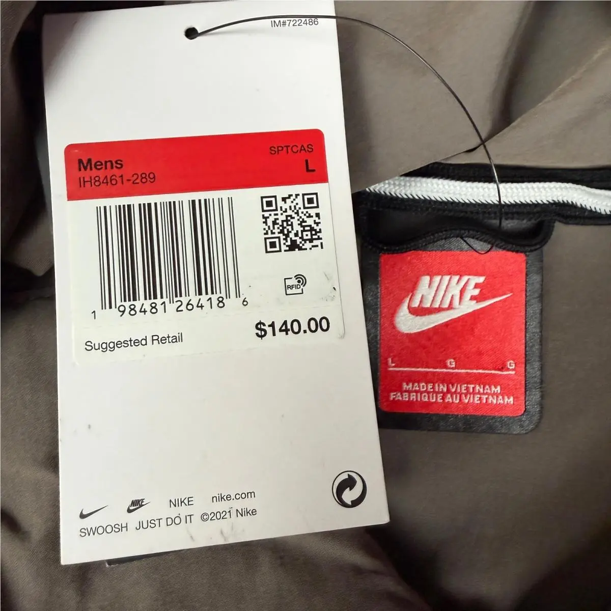 Nike clothing - Brown 1