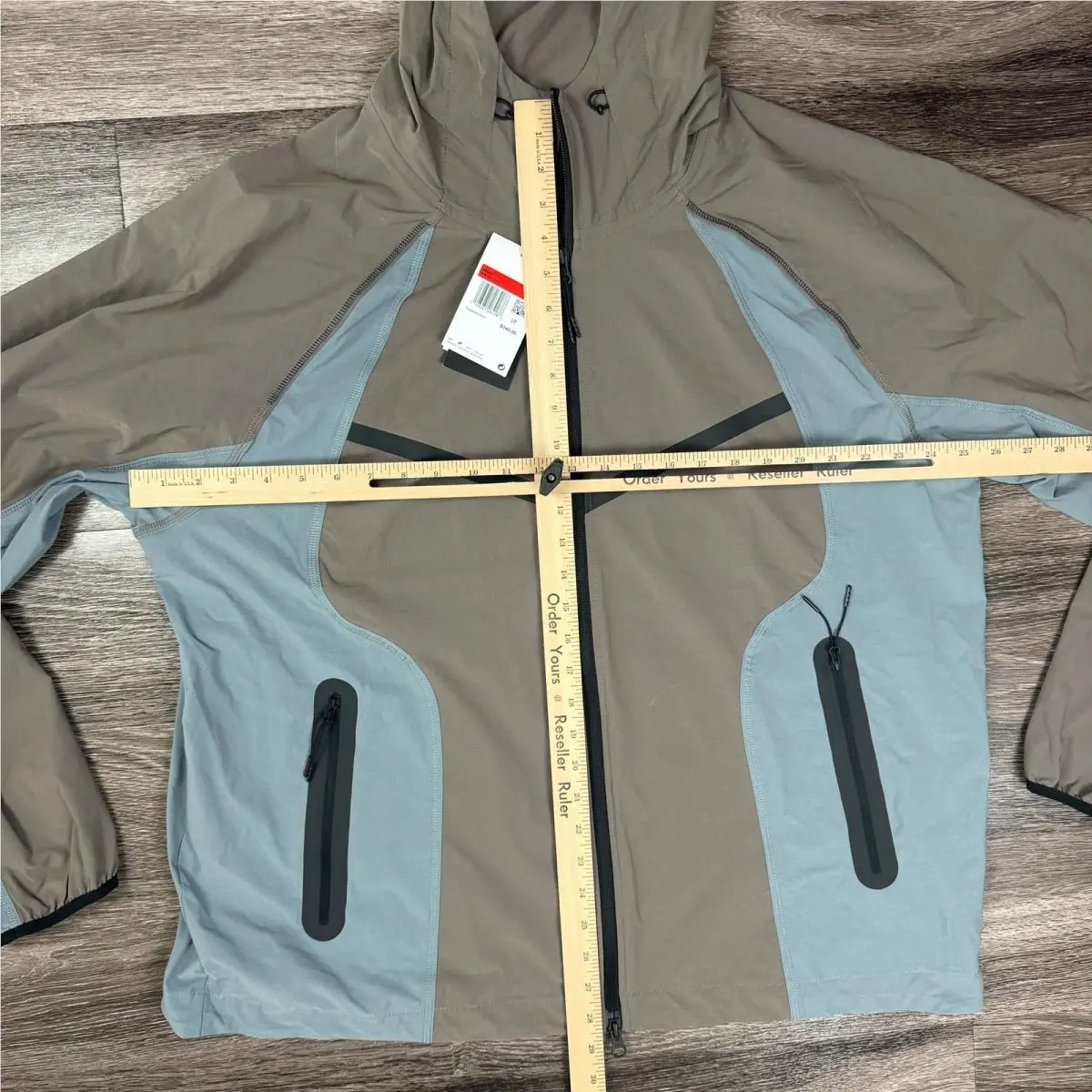 Nike clothing - Brown 3