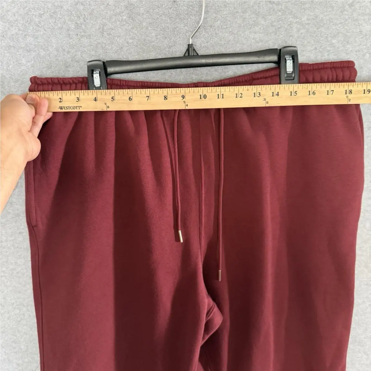 Nike clothing - Red 9