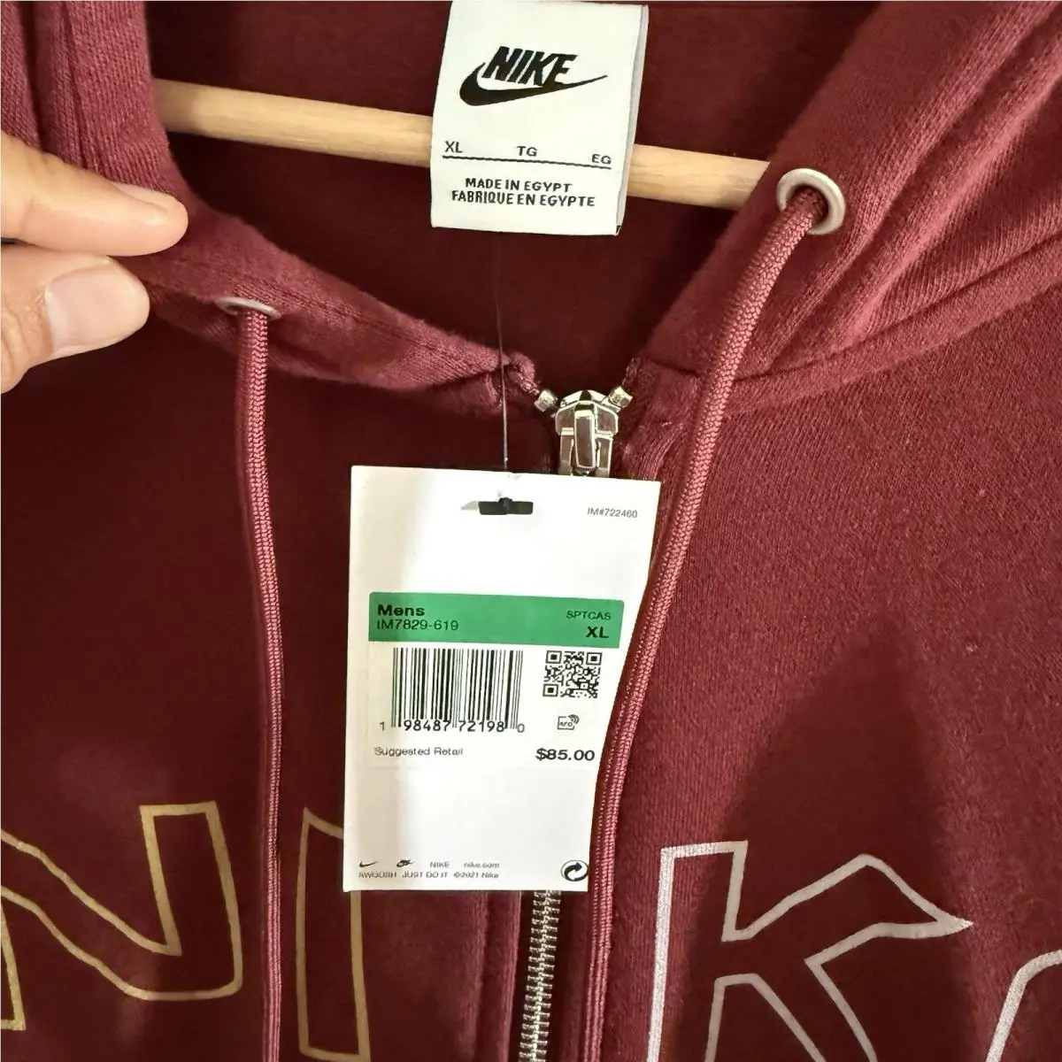Nike clothing - Red 2