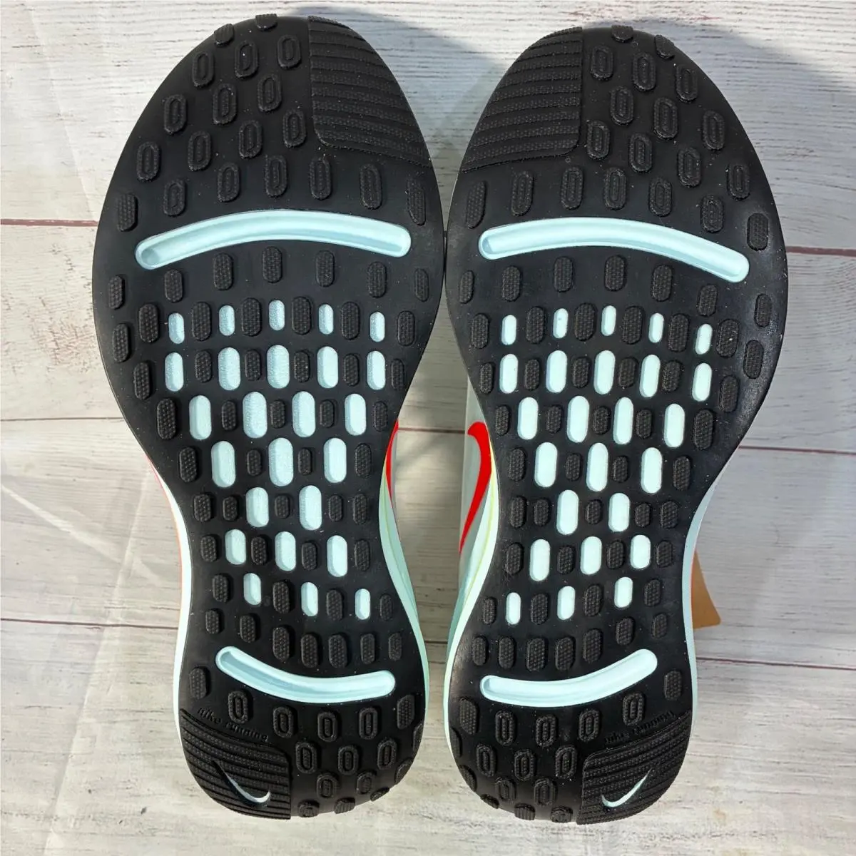 Nike shoes - Nike Journey Run - Journey Run - Multicolor 4