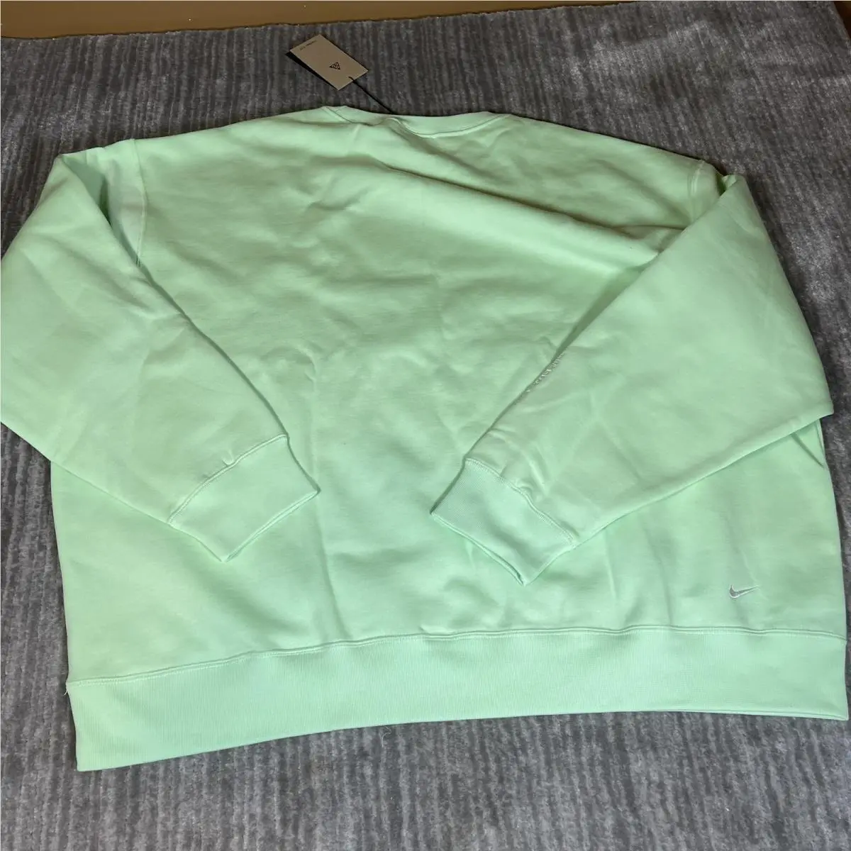 Nike clothing - Green 3
