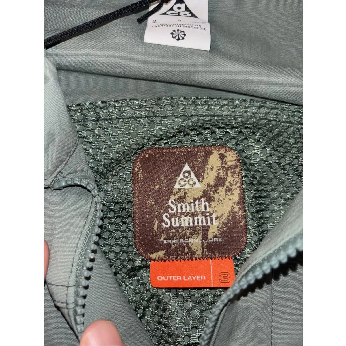 Nike clothing - Green (UPC: 0198486839600) 2