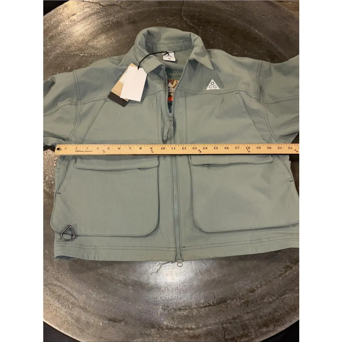 Nike clothing - Green (UPC: 0198486839600) 3