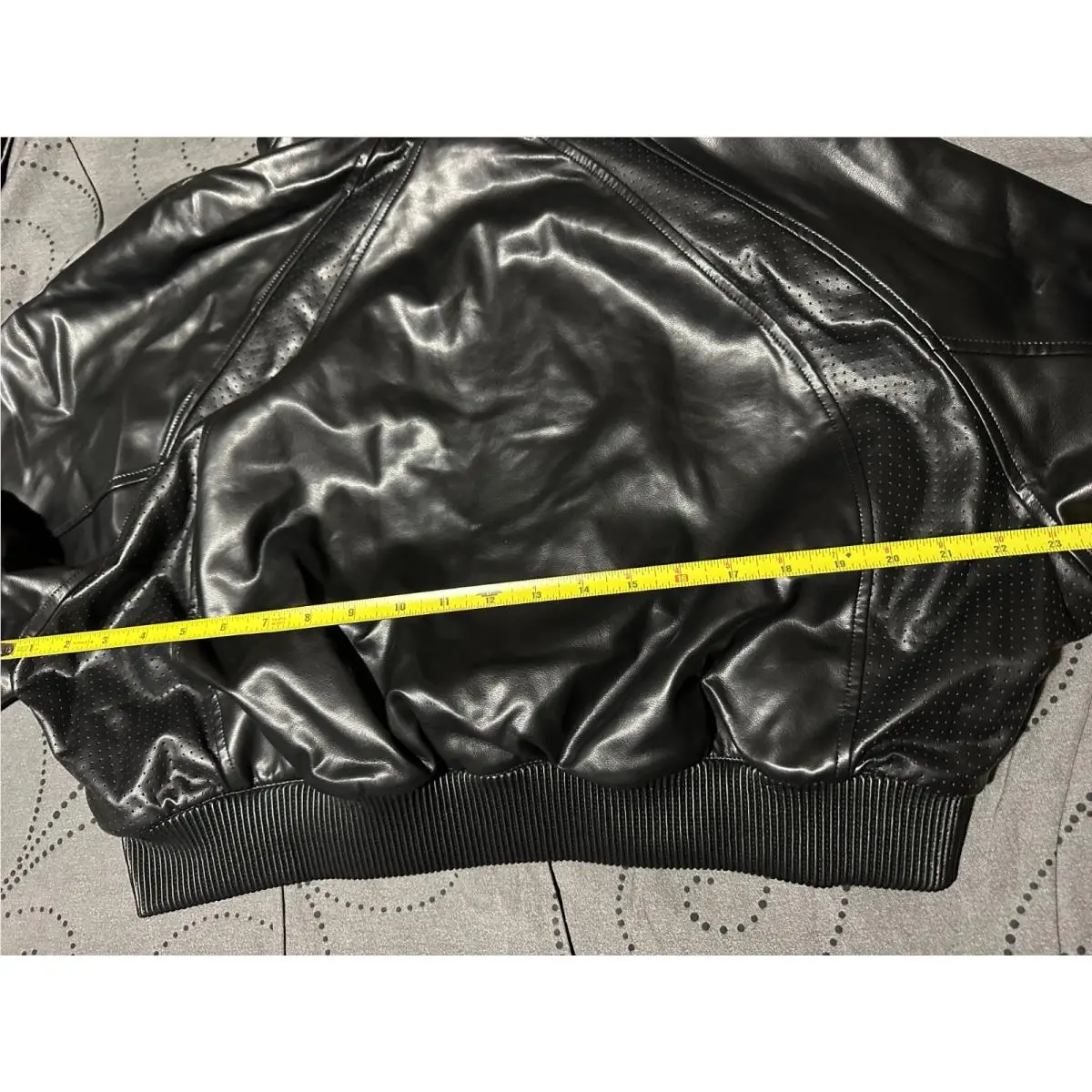 Nike clothing - Black 4