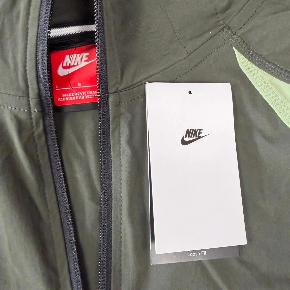 Nike clothing - Green 3