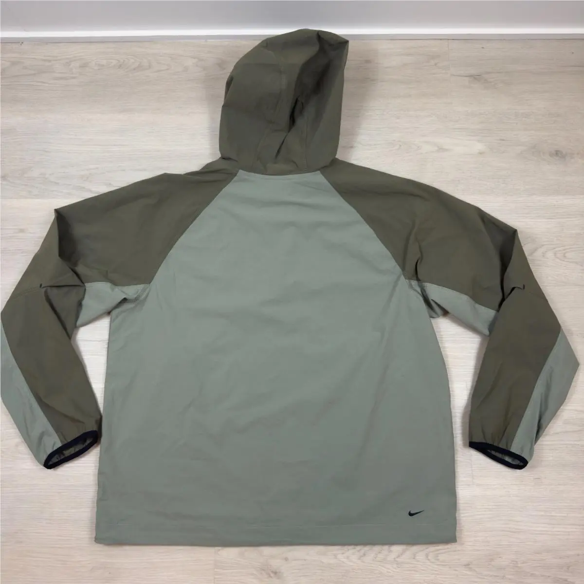 Nike clothing - Nike Tech - Tech - Green (UPC: 198485027763) 0