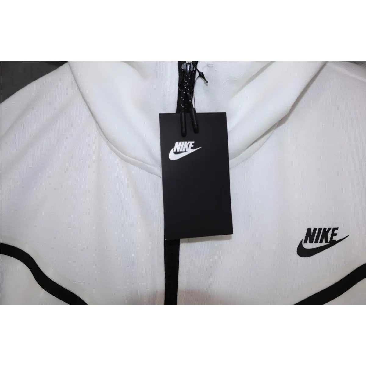 Nike clothing - White 4
