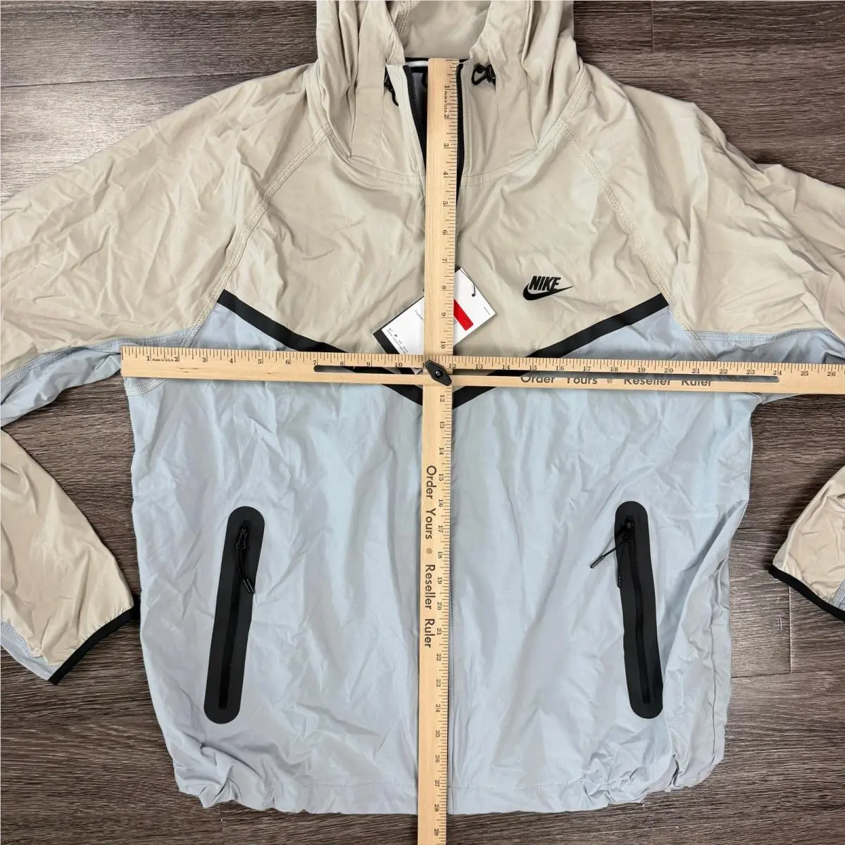 Nike clothing - White 3