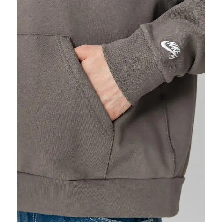Nike clothing - Brown (UPC: 197860031098) 1
