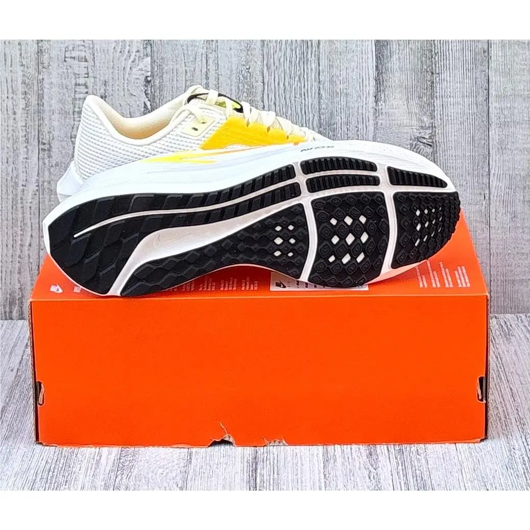 Nike shoes - White 1