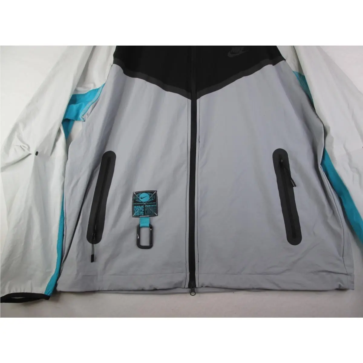Nike clothing - Gray (UPC: 198482629366) 4
