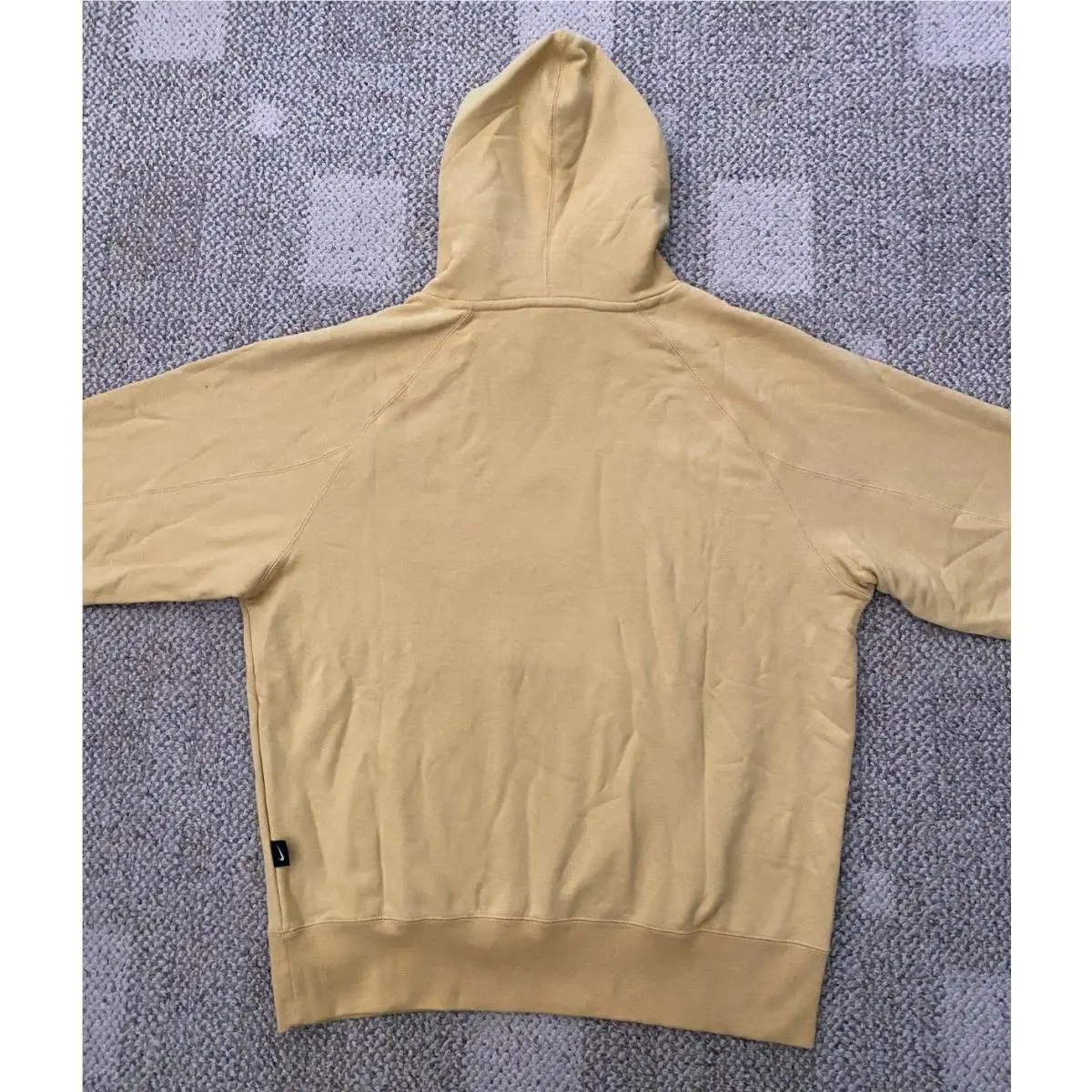 Nike clothing - DV9777 - DV9777 - Gold (UPC: 196153444683) 2