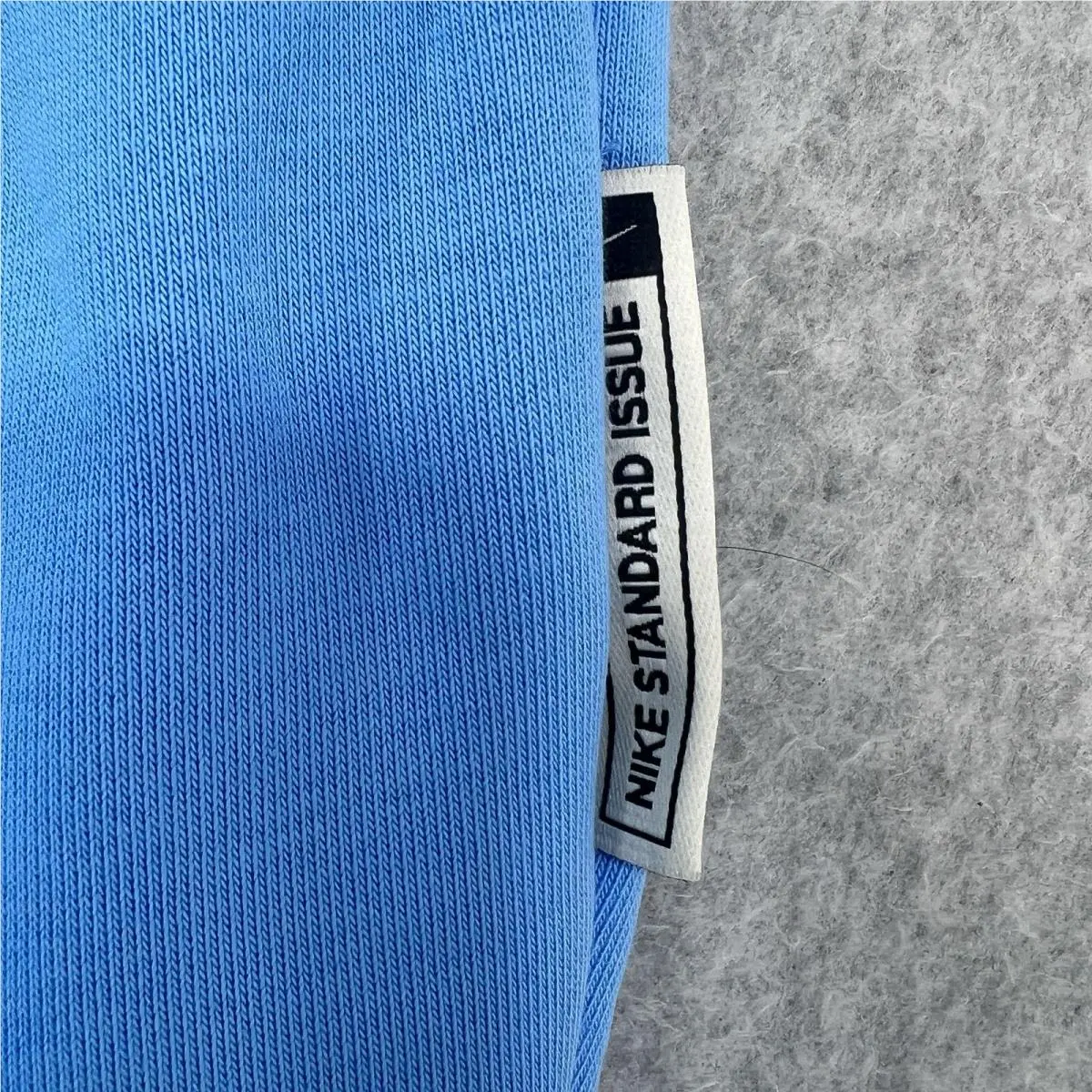 Nike clothing - Blue (UPC: 198482158477) 3