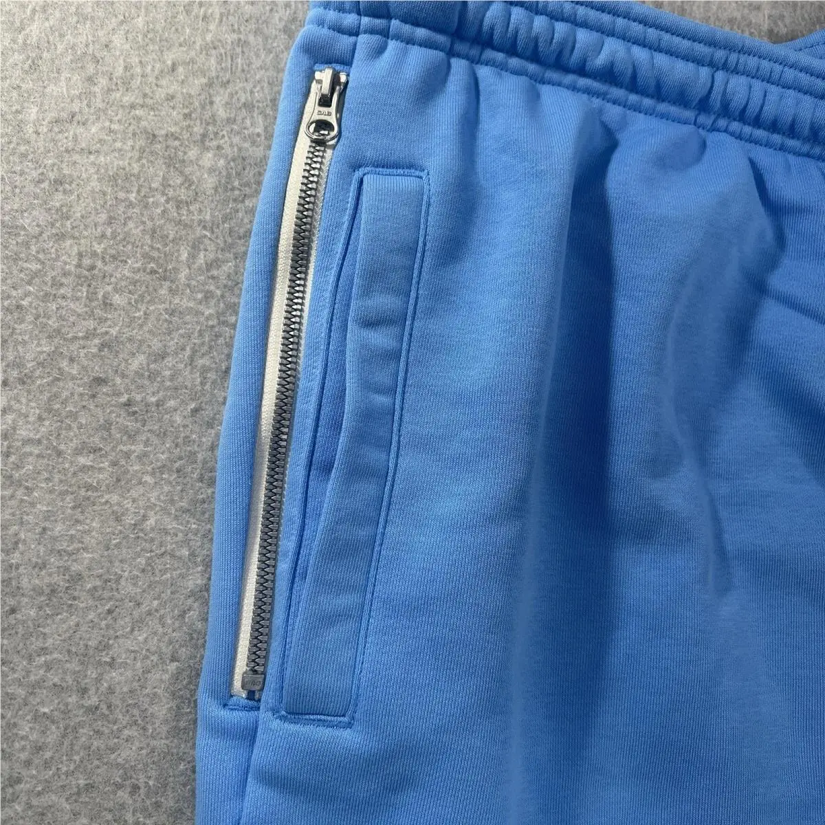 Nike clothing - Blue (UPC: 198482158477) 4