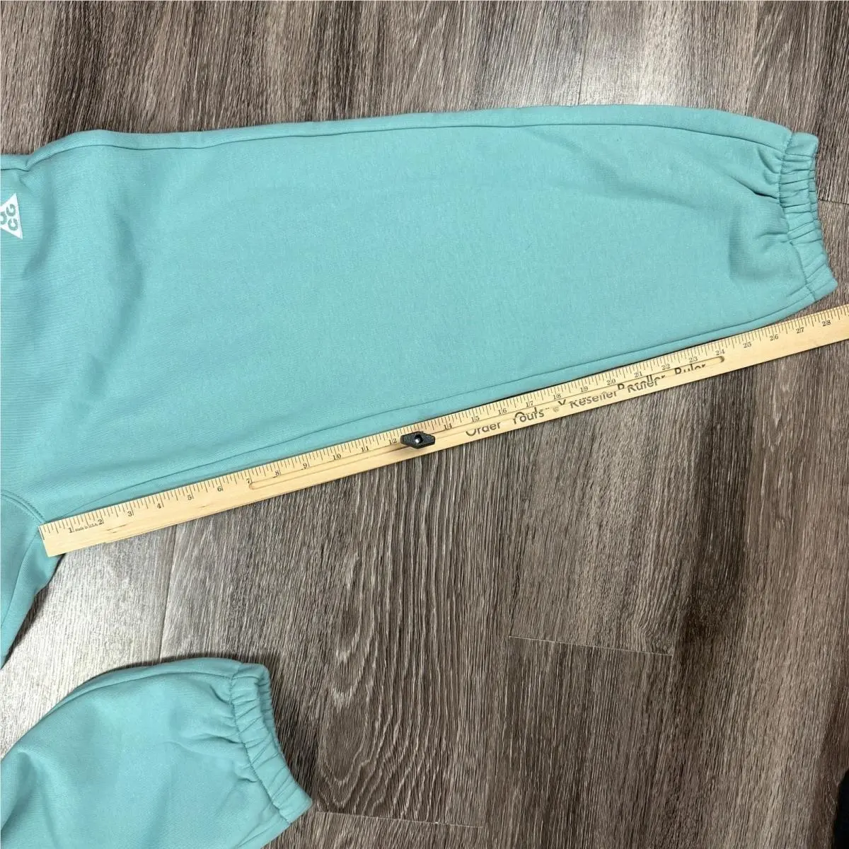 Nike clothing - Green 3