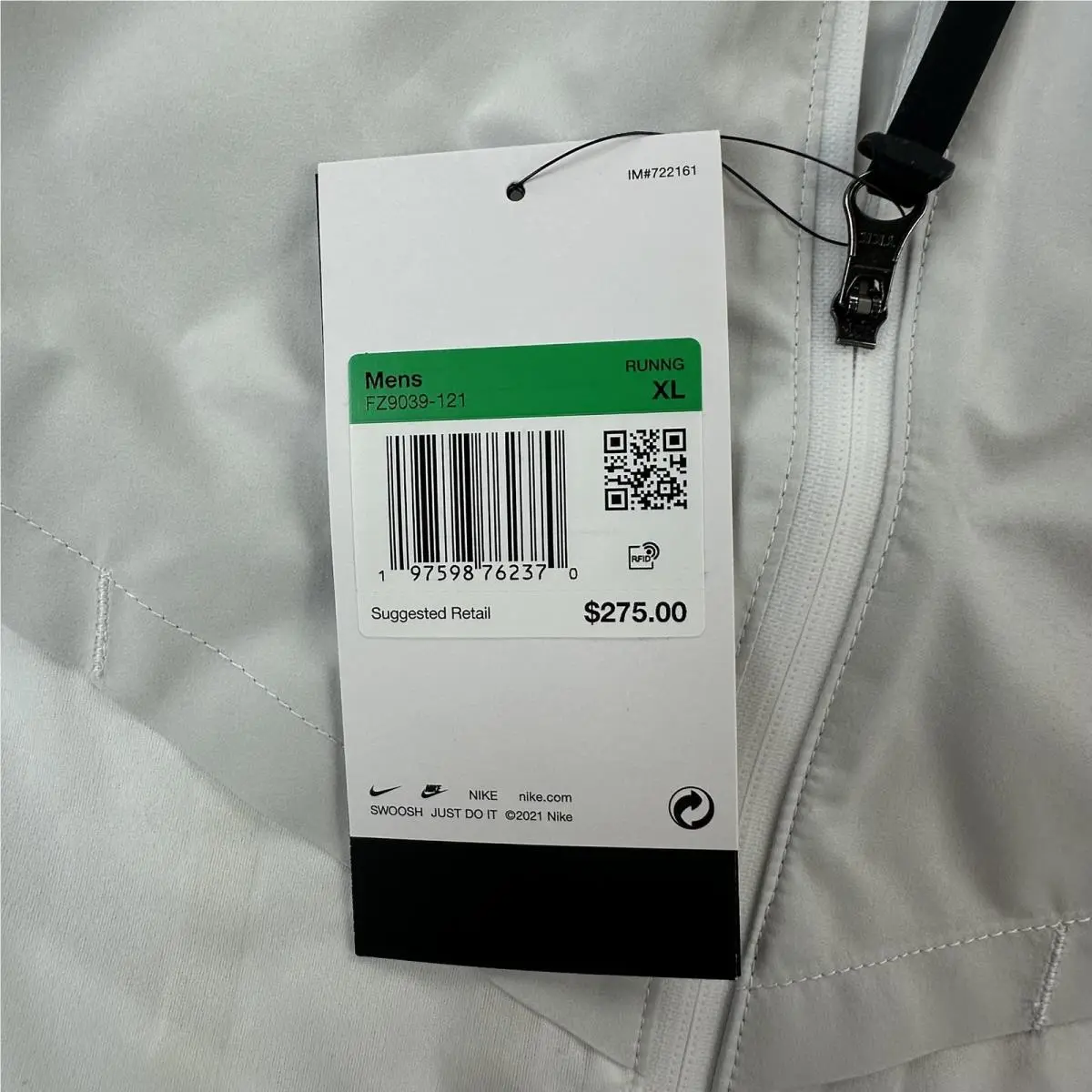 Nike clothing - White (UPC: 197598762370) 7